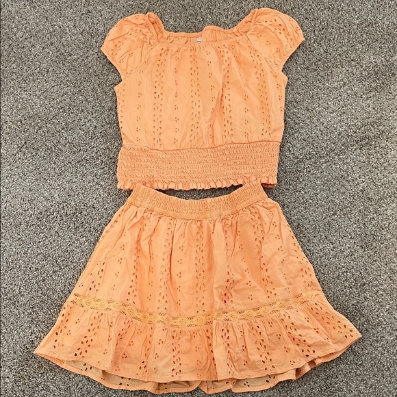 abercrombie kids Other - NWOT! Abercrombie Kids Light Orange Eyelet Top & Skirt, Size 11/12